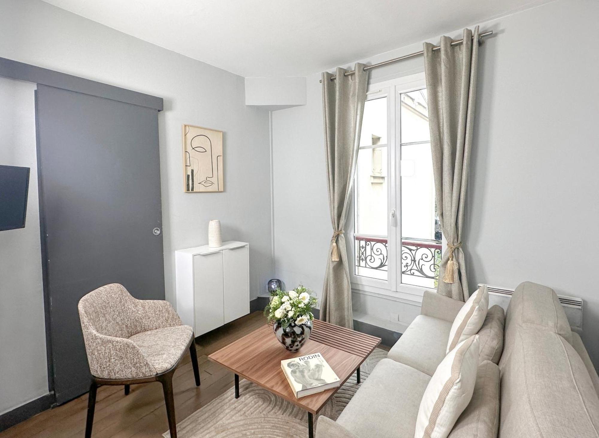 Stunning Apartment Near Eiffel Tower Paris Exterior foto
