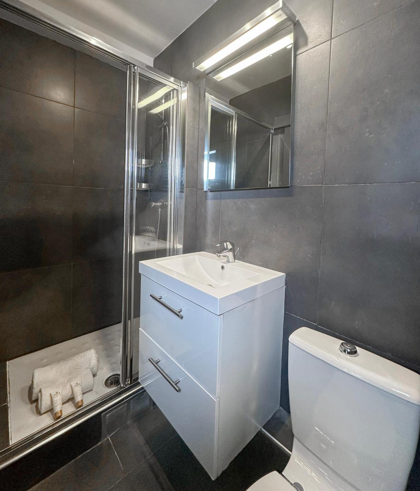 Stunning Apartment Near Eiffel Tower Paris Exterior foto
